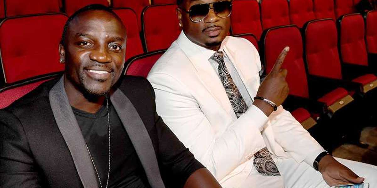 Akon répond à son ancien partenaire qui l'accuse de diriger une chaîne de Ponzi