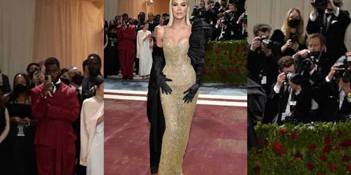 Met Gala 2022 : Khloe Kardashian s'affiche dans une robe perlée dorée