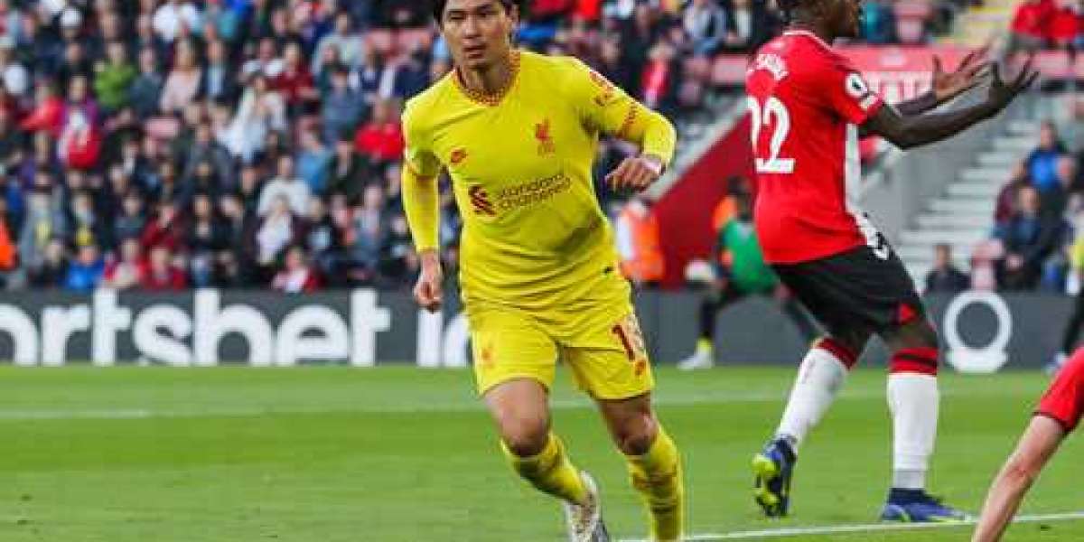 Liverpool a battu Southampton pour maintenir ses espoirs de titre en Premier League