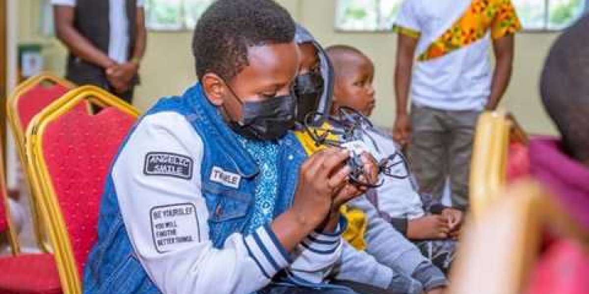 Le projet "Fly for the Future" est désormais opérationnel au Sénégal et au Kenya