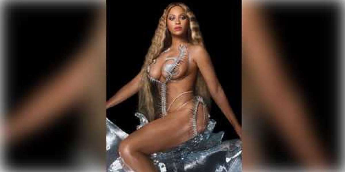 Beyoncé se déshabille pour la couverture de son dernier album, RENAISSANCE