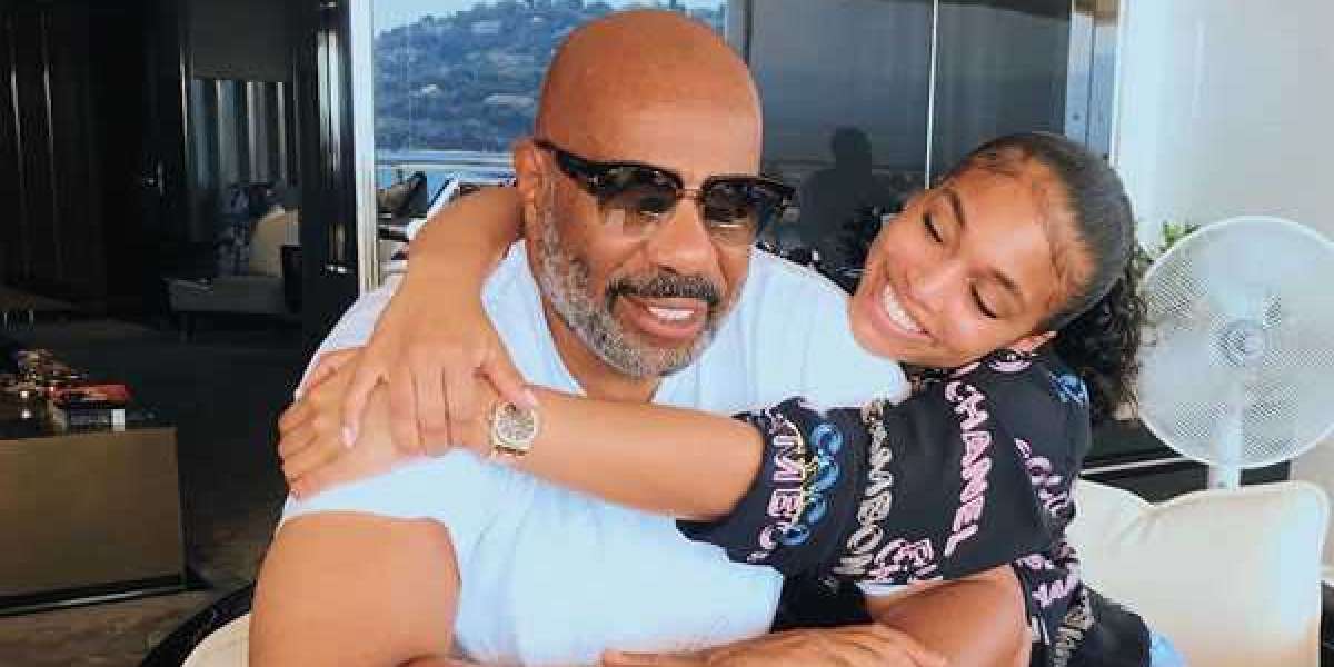 Rupture de Lori et Michael B. Jordan: Steve Harvey en phase avec sa fille