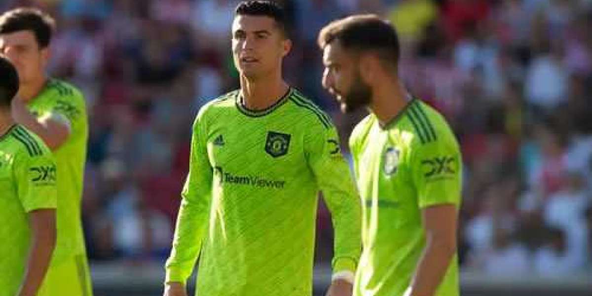 Cristiano Ronaldo accuse les médias de "mentir" et promet de révéler la vérité bientôt