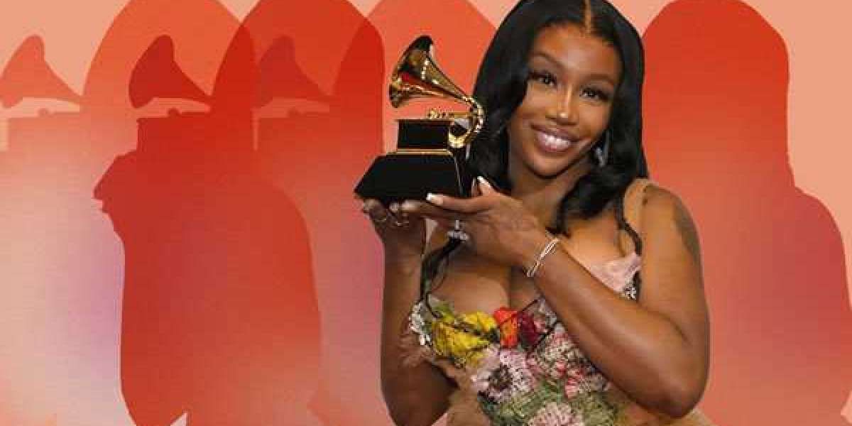 Billboard a désigné SZA comme la femme de l'année 2023