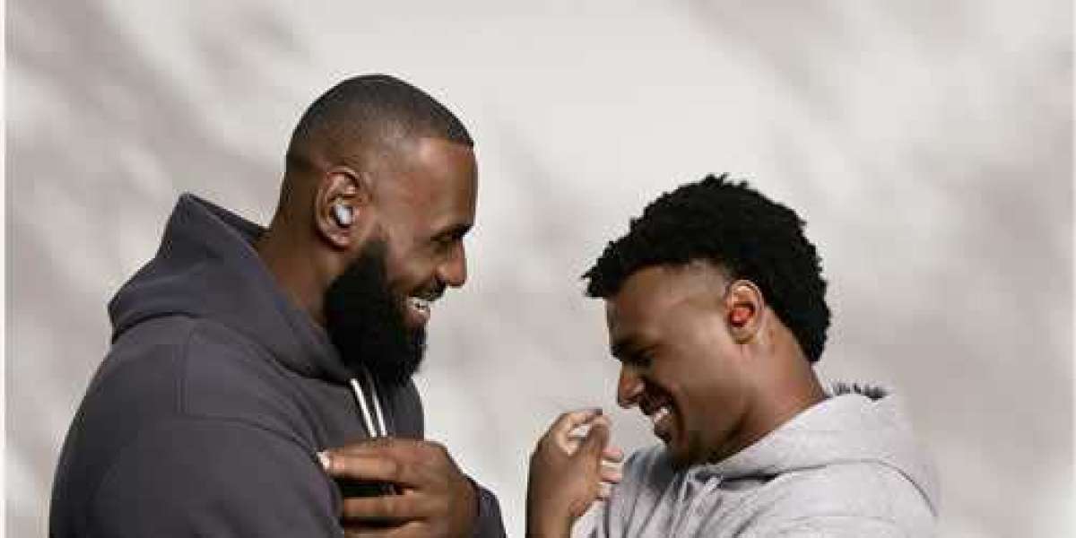 LeBron James et son fils Bronny James pourraient augmenter la valeur de la NBA de 50%