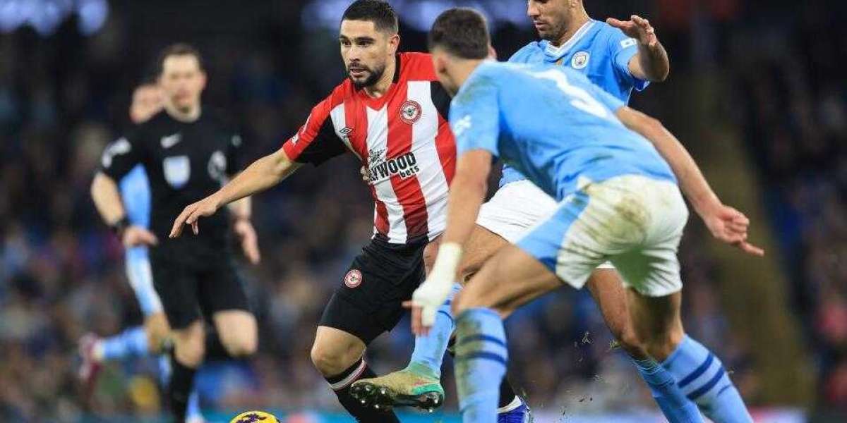 Kyle Walker wartet nur 13 Minuten, um sich nach einem früheren Zusammenstoß an Neal Maupay zu rächen