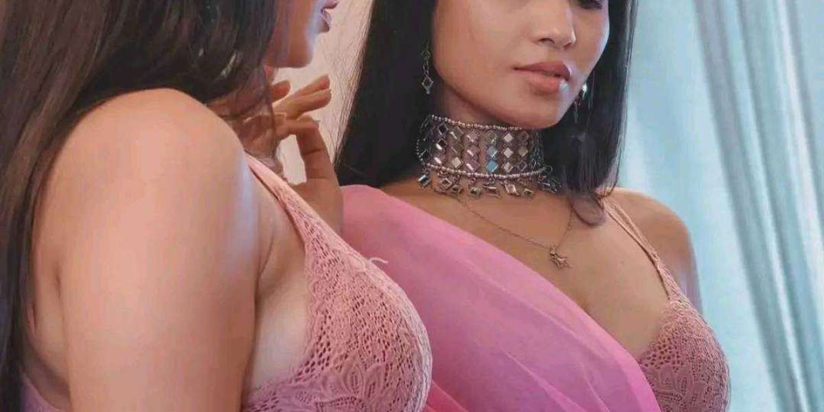 Call Girls In Mumbai 09167673311  Juhu Call Girls Powai Call Girls Number, Borivali Escorts