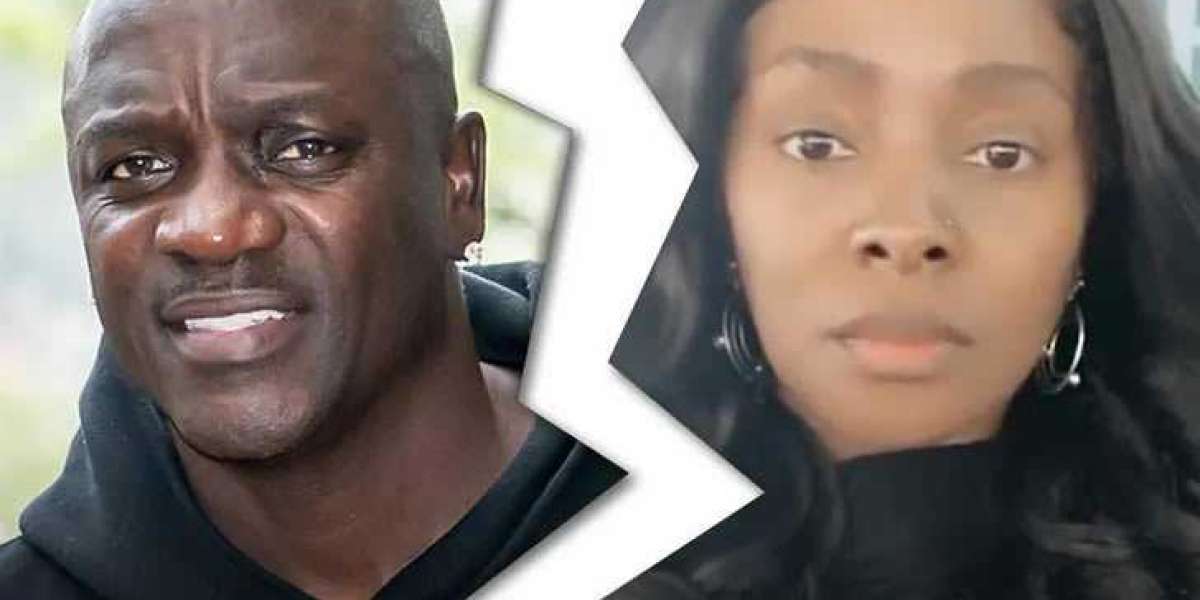 La femme d'Akon depuis 28 ans demande le divorce