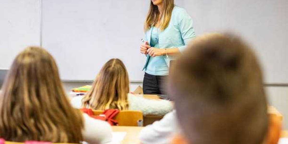 Leading CLAT Coaching Fees in Delhi — BST Competitive Law for Aspirants