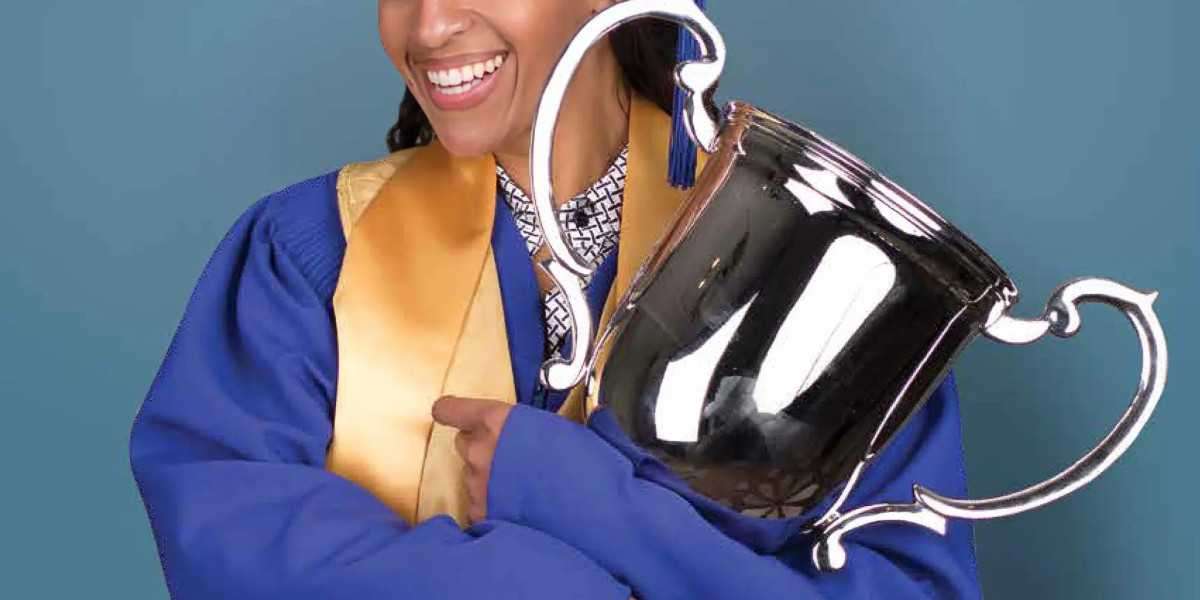 Les Merson, Vice President, Marketing — A Strategic Creative Leader