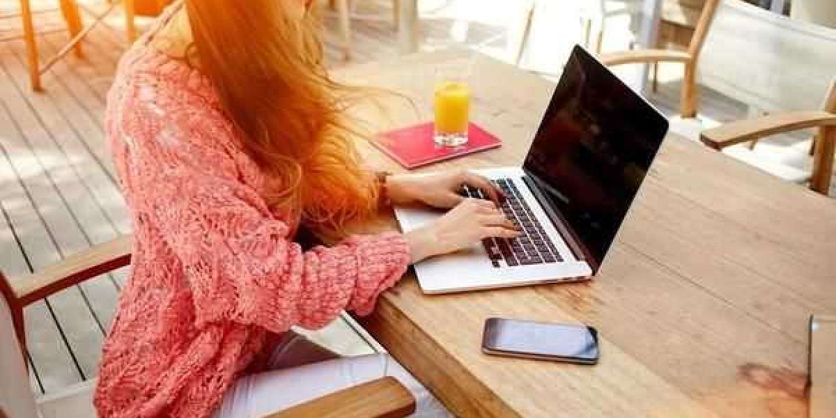 Диплом преподавателя языка: европейские ассоциации и проверки