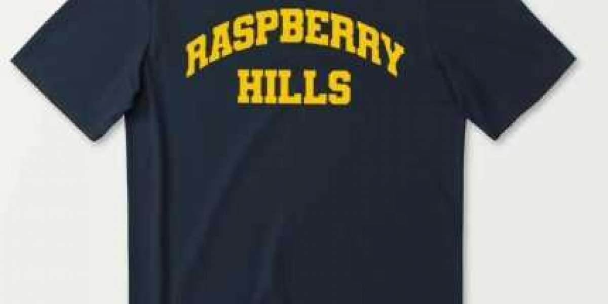 Raspberry Hills: Why Timeless Streetwear Is the Smart Choice for Everyday Wear