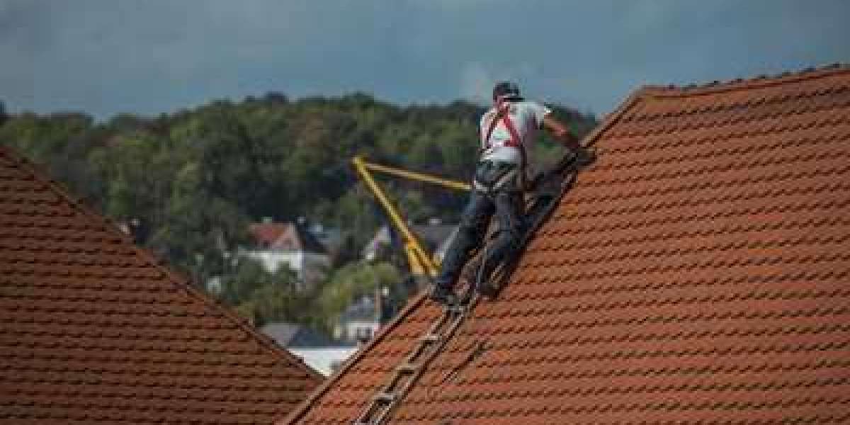Réaménager sa toiture : ce qu’il faut savoir avant les travaux